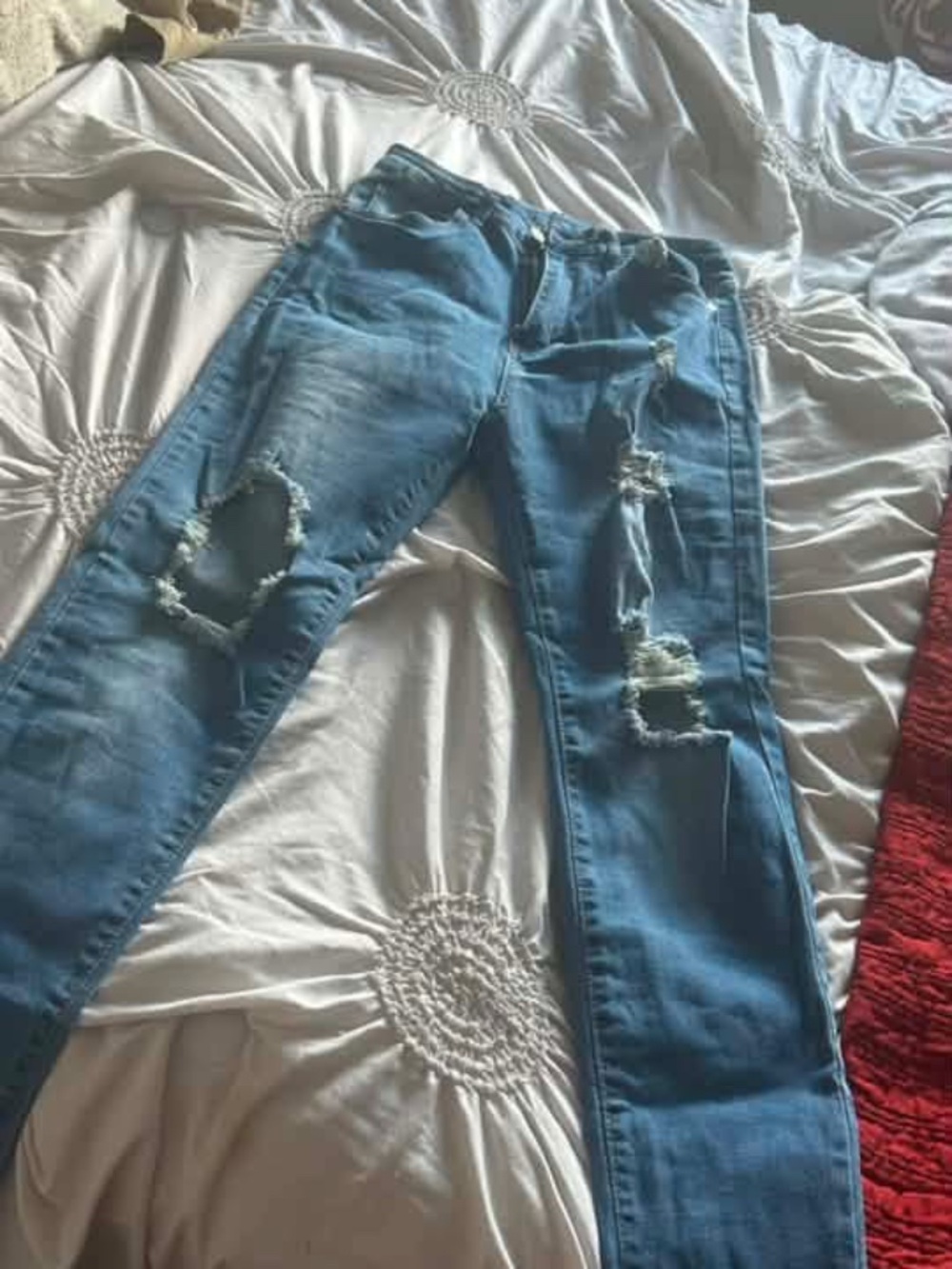 Ripped Skinny Jeans